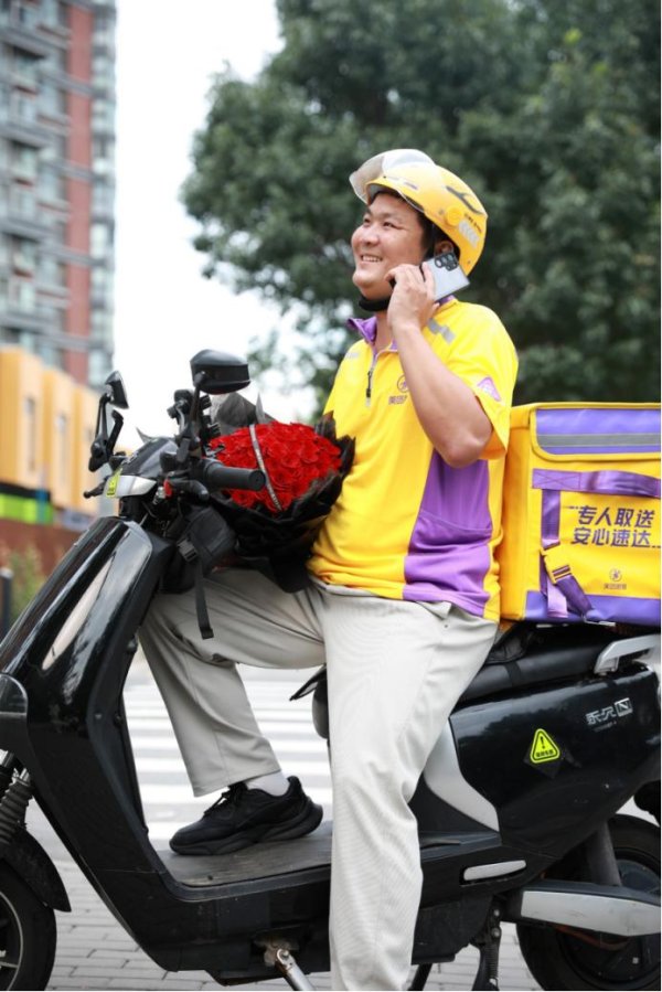 网络配资开户 “爆单”不慌：美团跑腿1对1急送，用专属运力与驻店服务助力中小花店订单翻倍增长